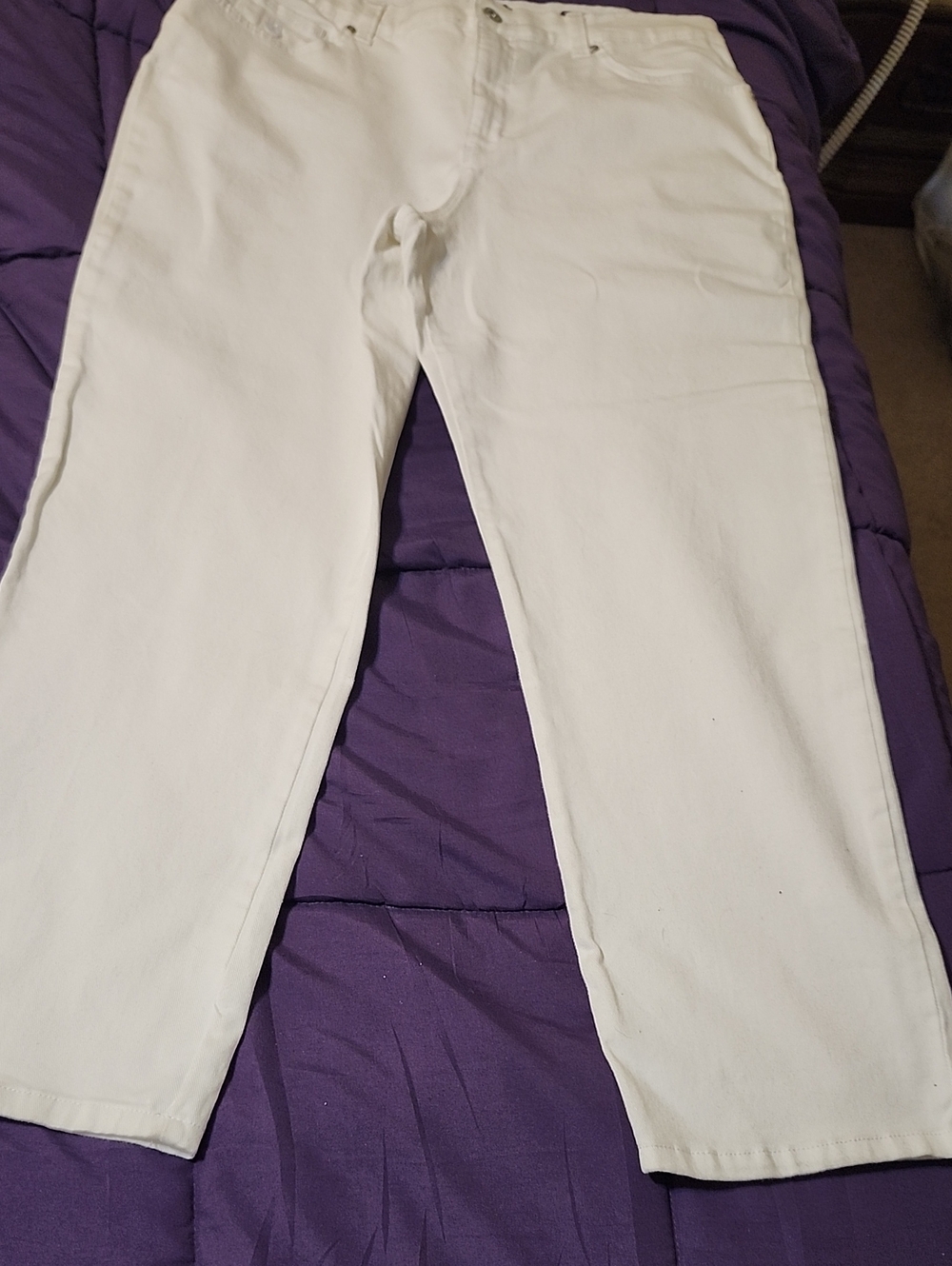 Gloria Vanderbilt Womens White Chino Pants